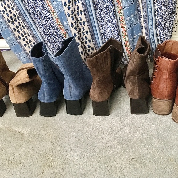 CLOSET CLOSING BUNDLE‼️3 PR. Suede Ankle Boots + bonus pair. - Picture 8 of 8